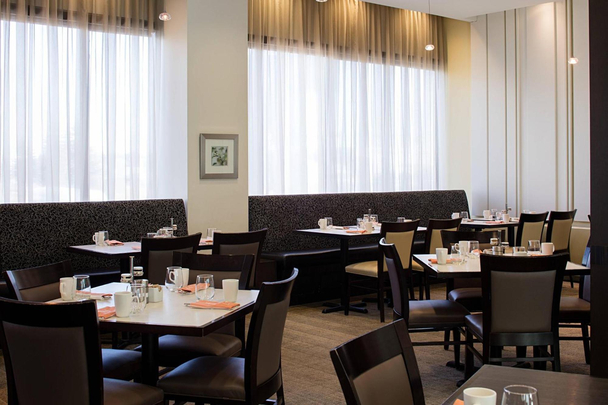 Delta Hotels By Marriott Edmonton South Conference Centre Εξωτερικό φωτογραφία
