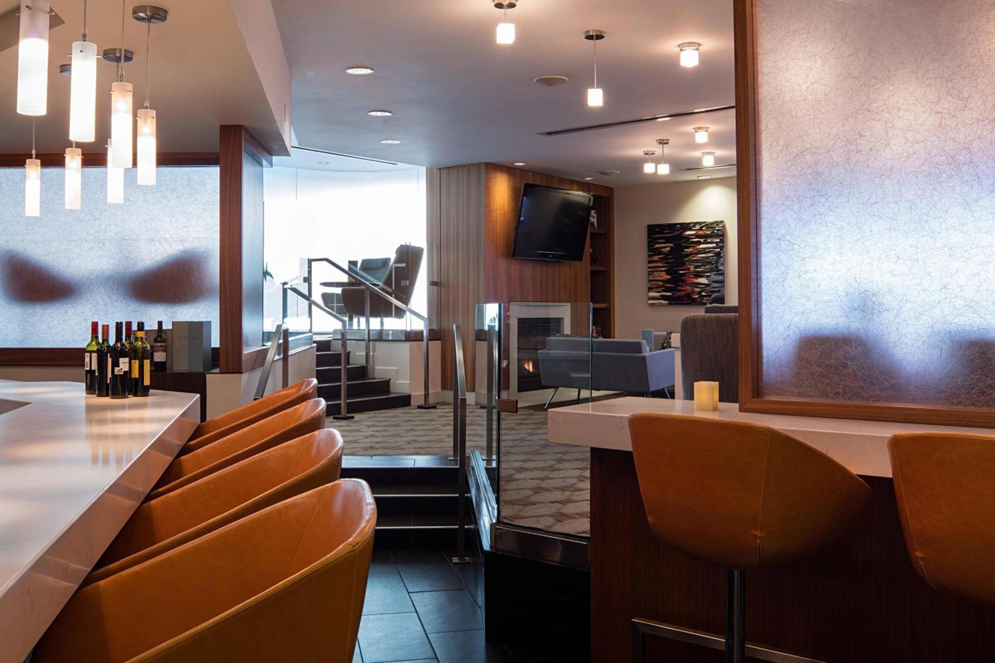 Delta Hotels By Marriott Edmonton South Conference Centre Εξωτερικό φωτογραφία