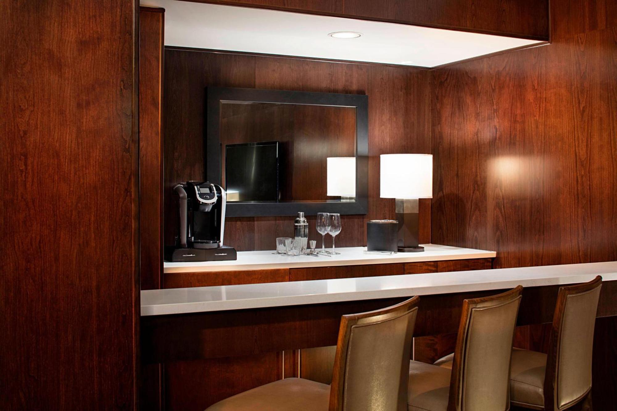 Delta Hotels By Marriott Edmonton South Conference Centre Εξωτερικό φωτογραφία
