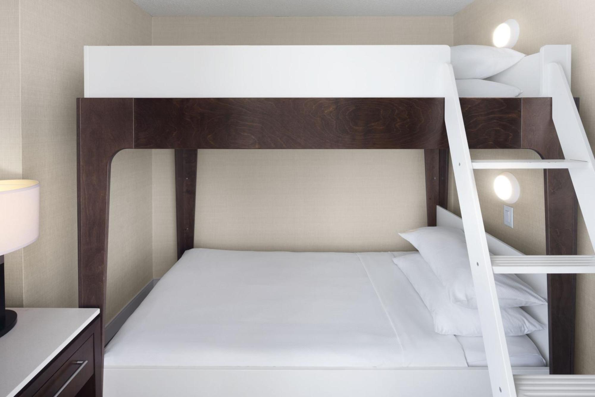 Delta Hotels By Marriott Edmonton South Conference Centre Εξωτερικό φωτογραφία
